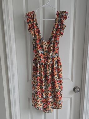 Floral V-Neck Ruffle Sleeve Dress in Orange & Cream